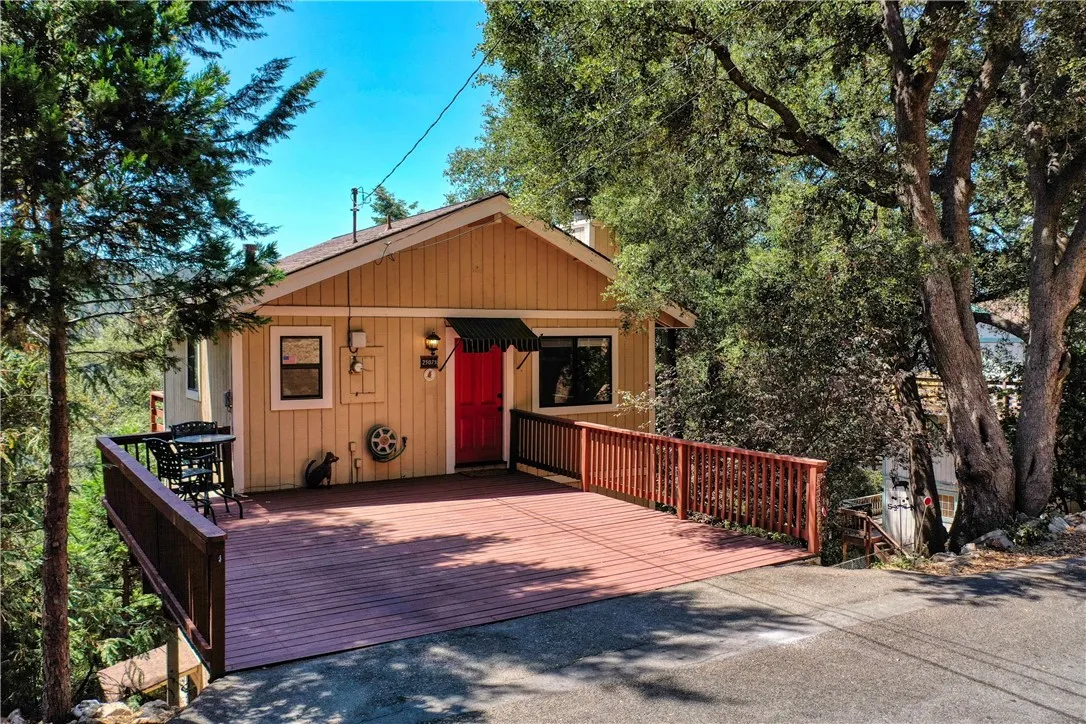 25075 Basel, Crestline, CA 92325