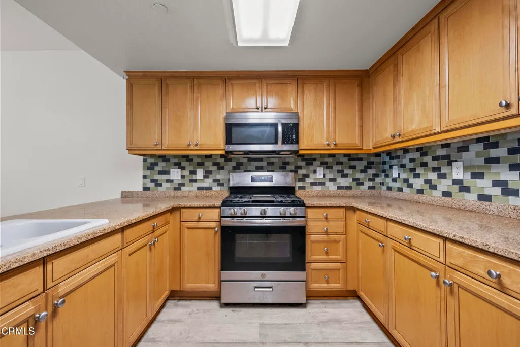 Additional image 54 of 3016 Moonlight Park Avenue, Oxnard, CA 93036