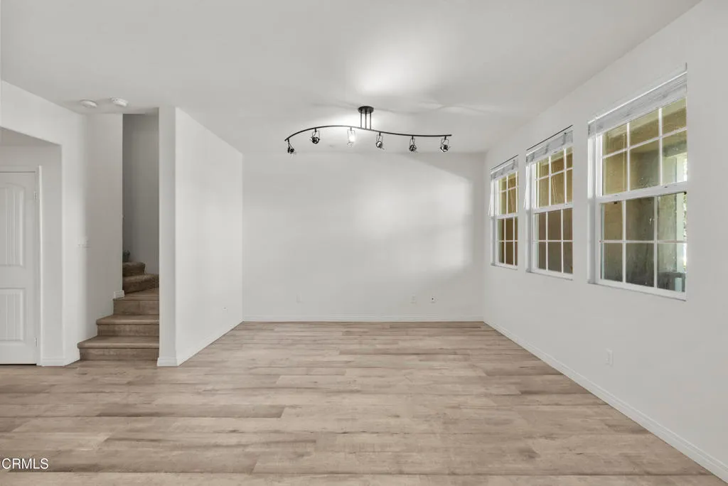 Additional image 6 of 3016 Moonlight Park Avenue, Oxnard, CA 93036