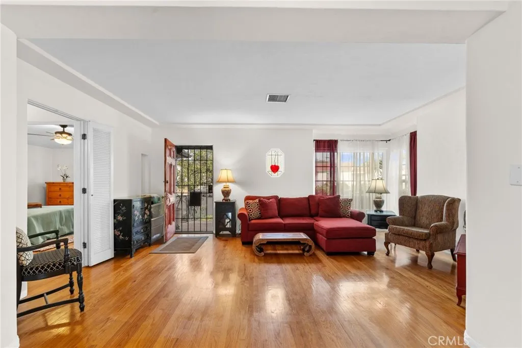 Additional image 43 of 4608 Valencia Dr, San Diego, CA 92115