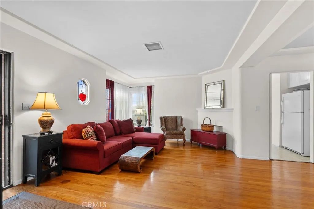 Additional image 7 of 4608 Valencia Dr, San Diego, CA 92115