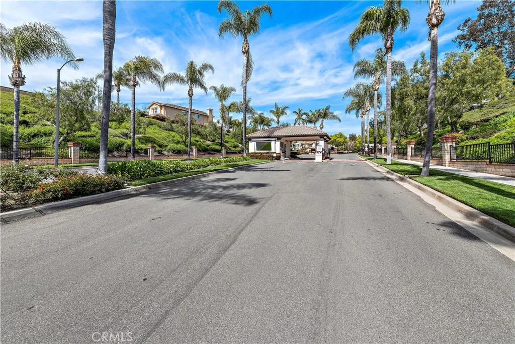 27761 Blossom Hill Rd, Laguna Niguel, CA 92677