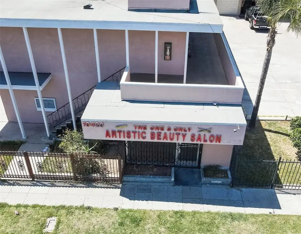10423 California Ave, South Gate, CA 90280