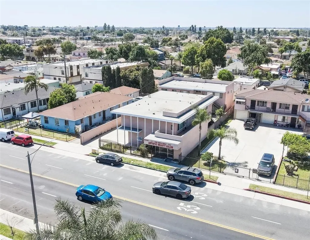 Additional image 7 of 10423 California Ave, South Gate, CA 90280