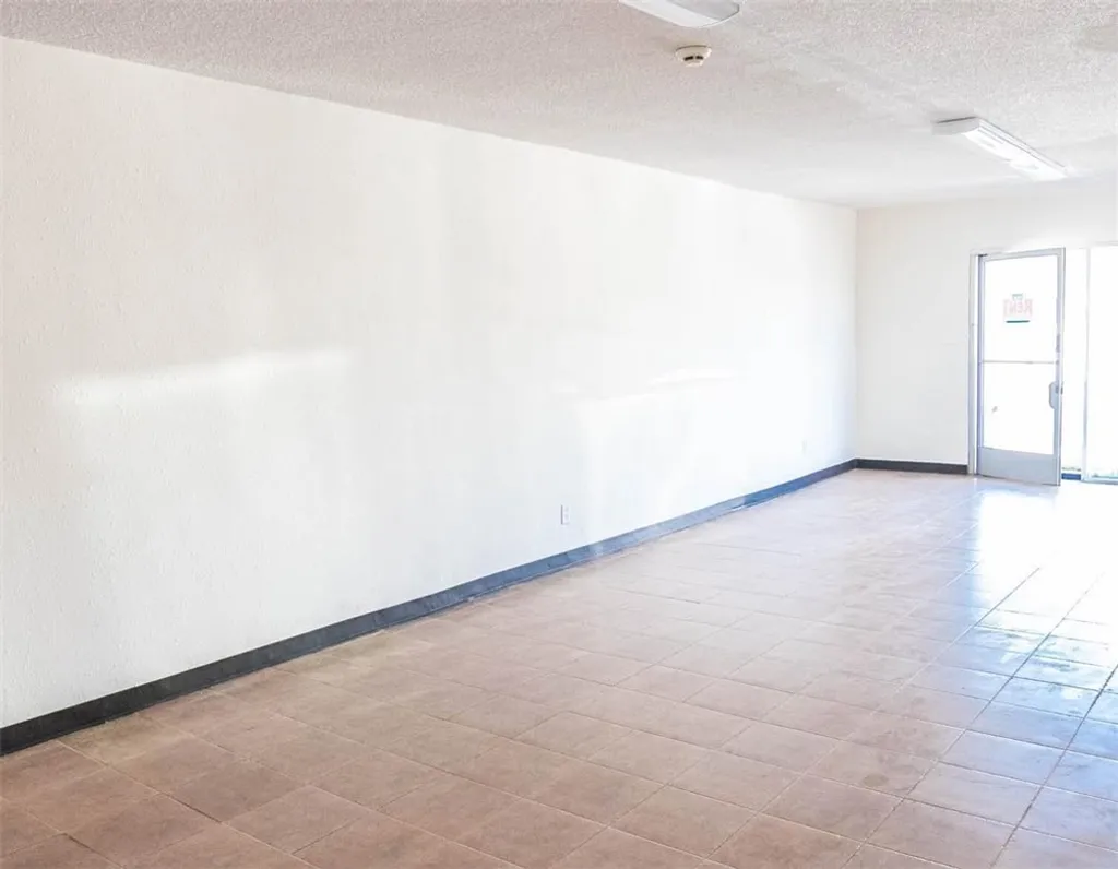 Additional image 5 of 10423 California Ave, South Gate, CA 90280