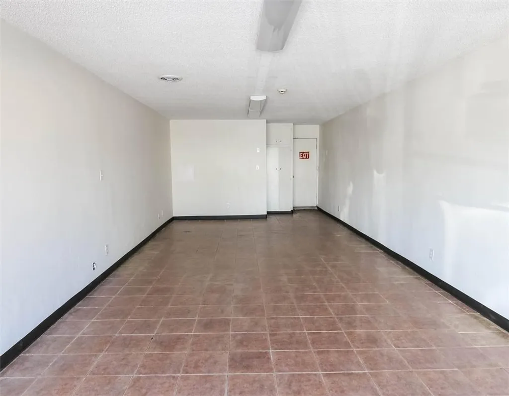 Additional image 4 of 10423 California Ave, South Gate, CA 90280