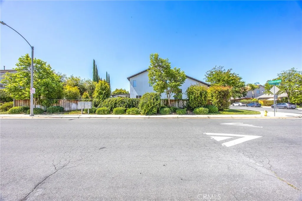 Additional image 106 of 8402 Lindenhurst St, Riverside, CA 92508
