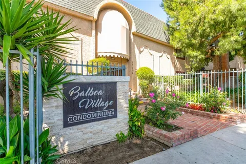 17151 Roscoe Boulevard Unit 21, Northridge, CA MLS: GD25099985