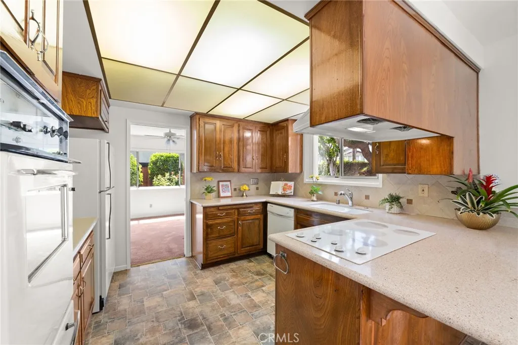 Additional image 15 of 7970 E Ring Street, Long Beach, CA 90808