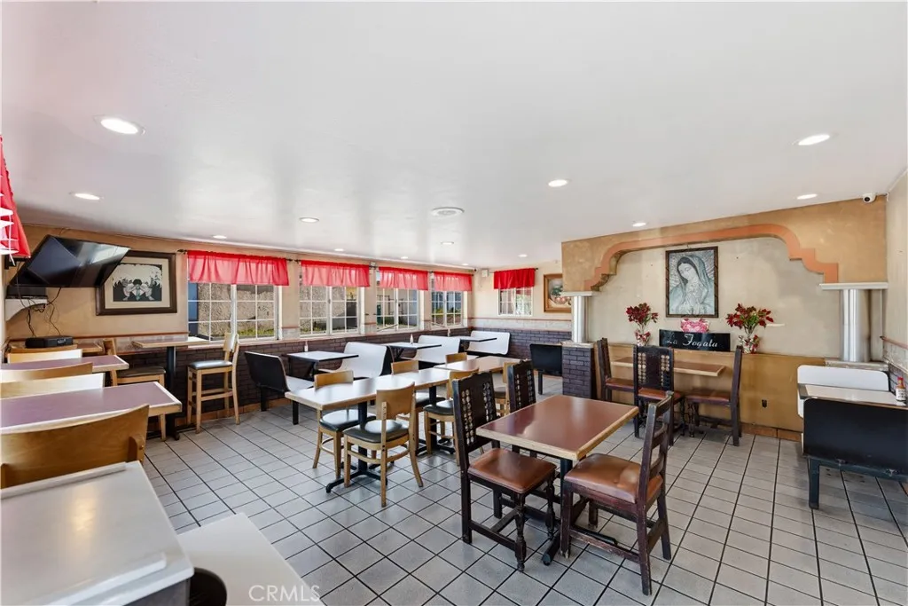 Additional image 23 of 3350 Saviers Rd, Oxnard, CA 93033