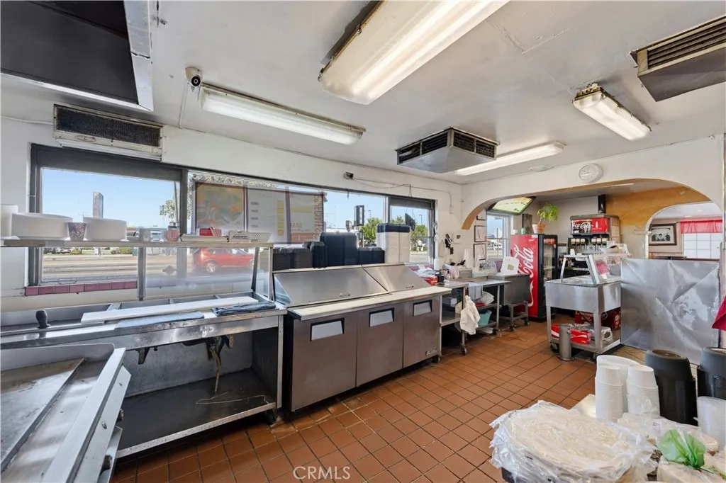 Additional image 36 of 3350 Saviers Rd, Oxnard, CA 93033