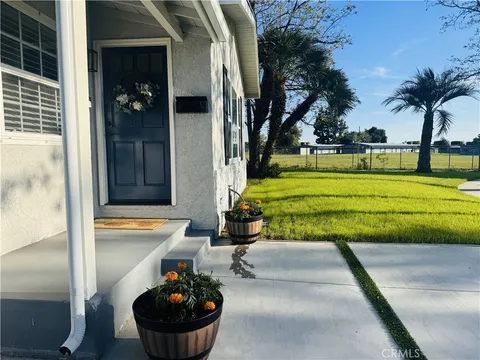 1260 S Pennsylvania Ave, Glendora, CA MLS: PW25081461
