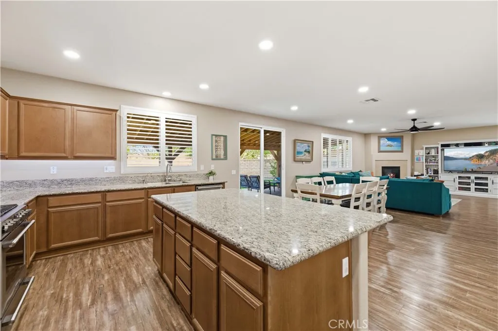 Additional image 71 of 43948 Spring St, Lancaster, CA 93536