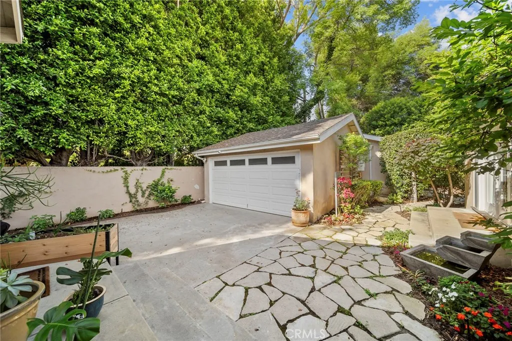 Additional image 80 of 5035 Greenbush Ave, Sherman Oaks, CA 91423