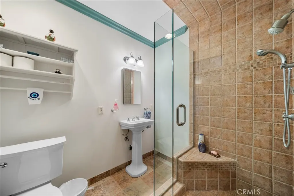 Additional image 42 of 5035 Greenbush Ave, Sherman Oaks, CA 91423