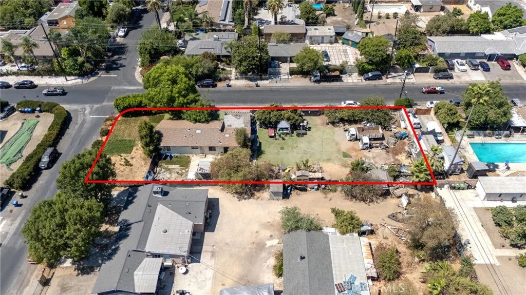 14691 Gledhill St, Panorama City, CA 91402