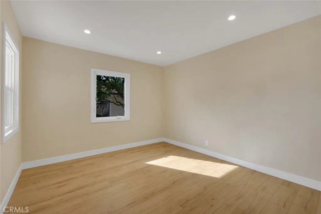 Additional image 20 of 17024 Sherman Way, Van Nuys, CA 91406