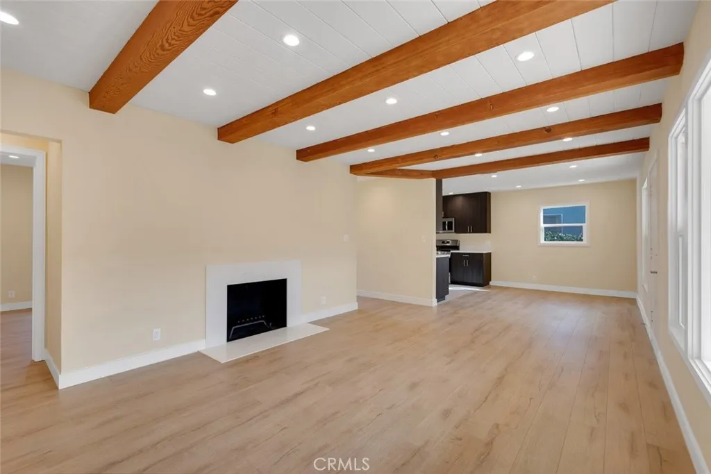 Additional image 8 of 17024 Sherman Way, Van Nuys, CA 91406