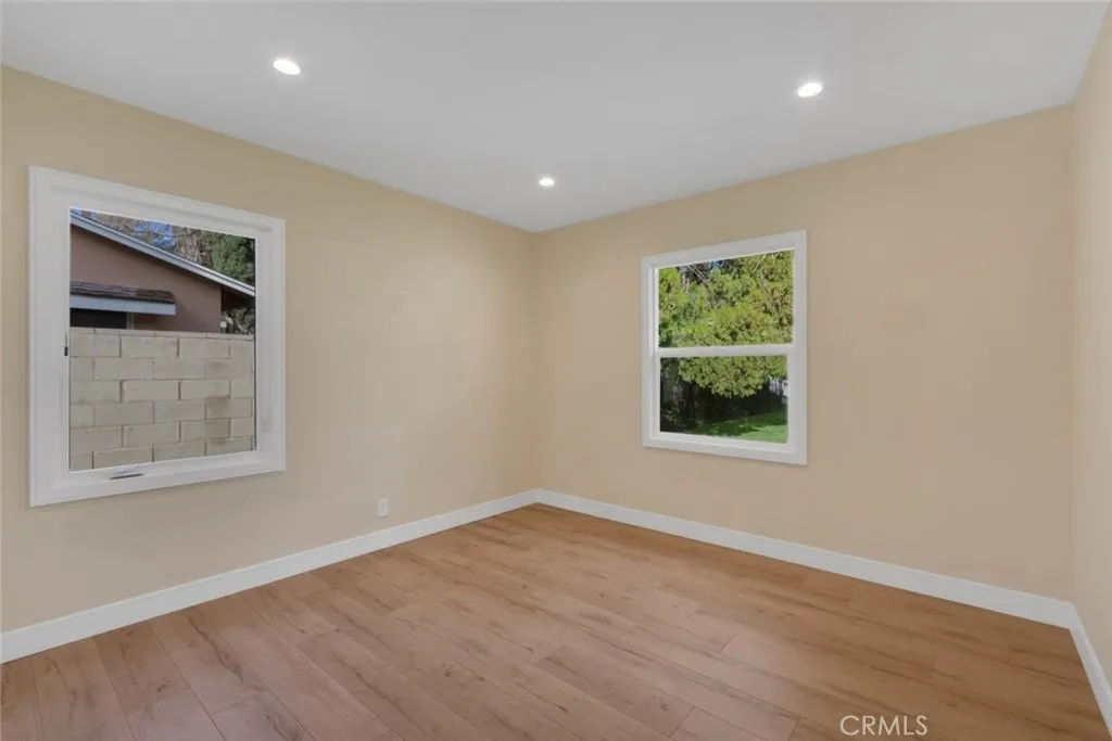 Additional image 37 of 17024 Sherman Way, Van Nuys, CA 91406