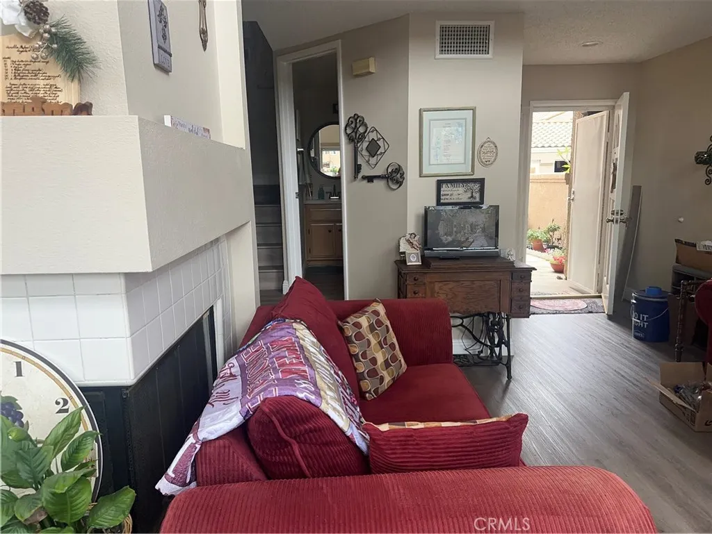 Additional image 23 of 3121 E Genoa Unit F, Ontario, CA 91761