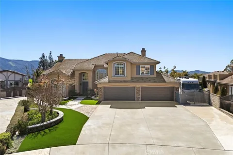 27160 Big Horn Mountain Way, Yorba Linda, CA MLS: PW25054201
