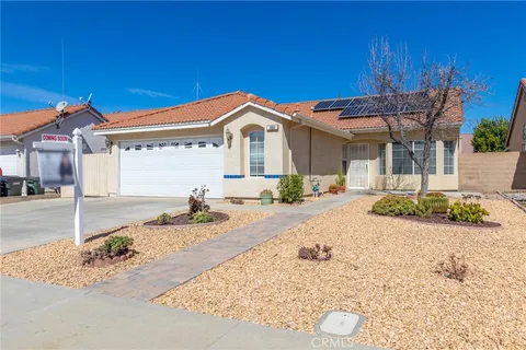 2860 Kingsbury Avenue, Hemet, CA MLS: SW25050119
