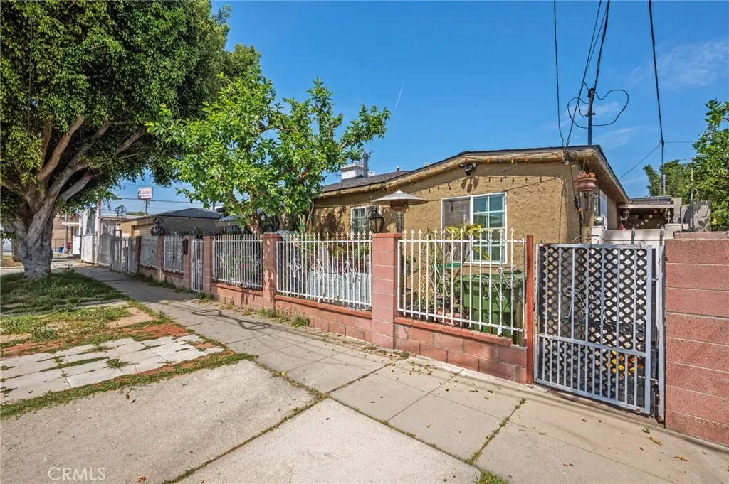 Additional image 16 of 1302 N Wilmington Boulevard, Wilmington, CA 90744