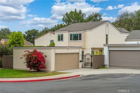 15 Willow Tree Ln, Irvine, CA MLS: OC25084314