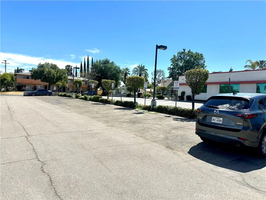 Additional image 43 of 815 S Main St, Corona, CA 92882