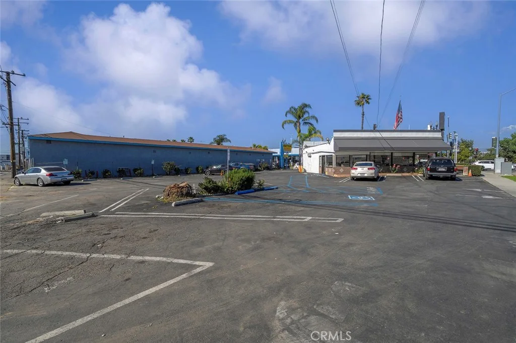 201 W W Whittier Blvd, Montebello, CA 90640