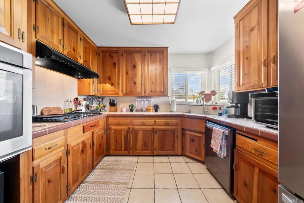 Additional image 8 of 737 Carlow Court, El Cajon, CA 92020