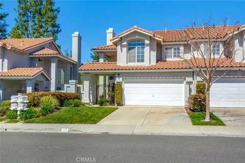 27 Cuervo Drive, Aliso Viejo, CA MLS: OC25062340