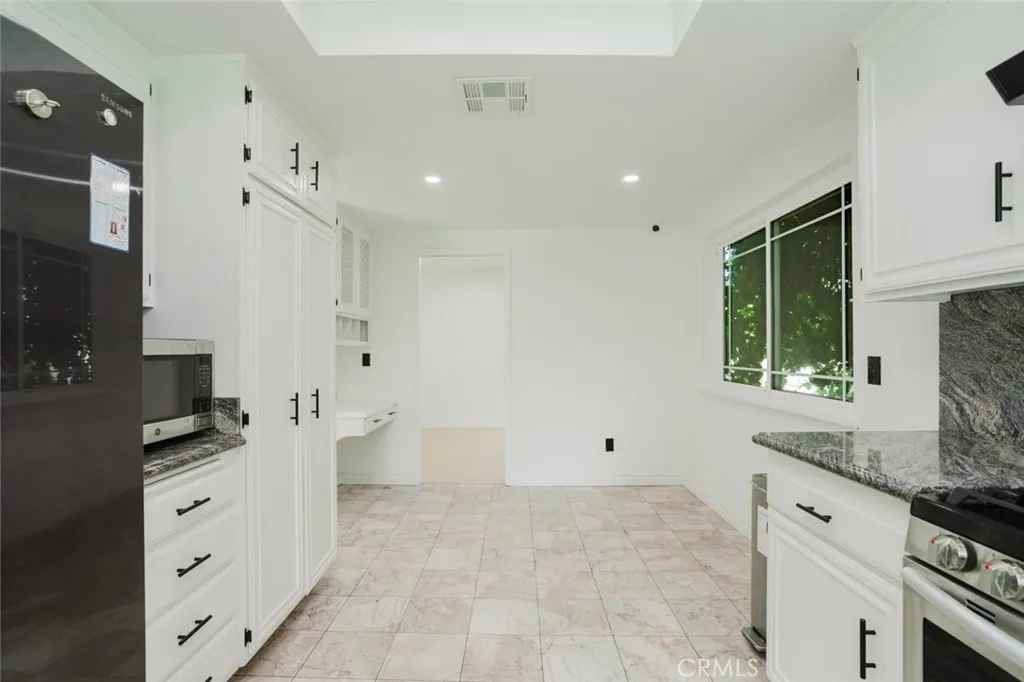 Additional image 21 of 9942 Hanna Avenue, Chatsworth, CA 91311