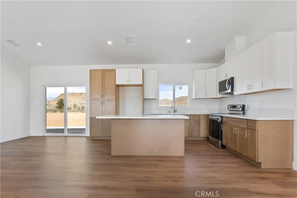 Additional image 43 of 11725 Lagartijo Drive, Apple Valley, CA 92308