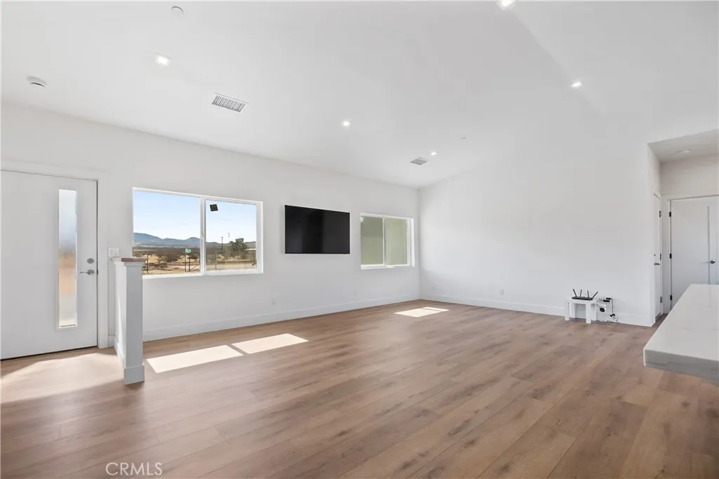 Additional image 82 of 11725 Lagartijo Drive, Apple Valley, CA 92308