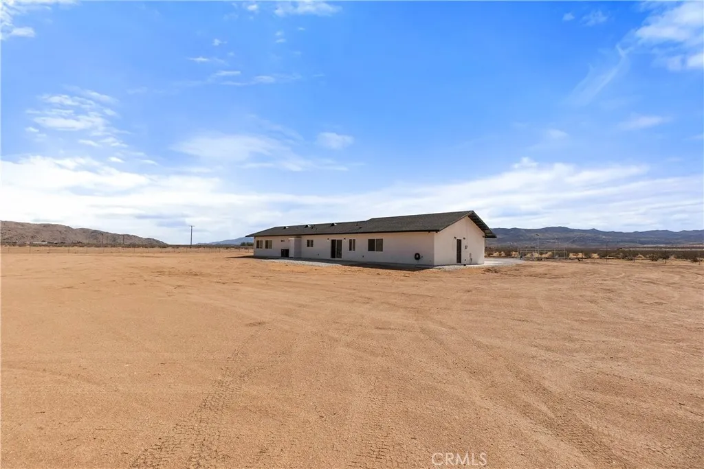 Additional image 60 of 11725 Lagartijo Drive, Apple Valley, CA 92308