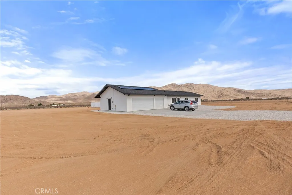 Additional image 3 of 11725 Lagartijo Drive, Apple Valley, CA 92308