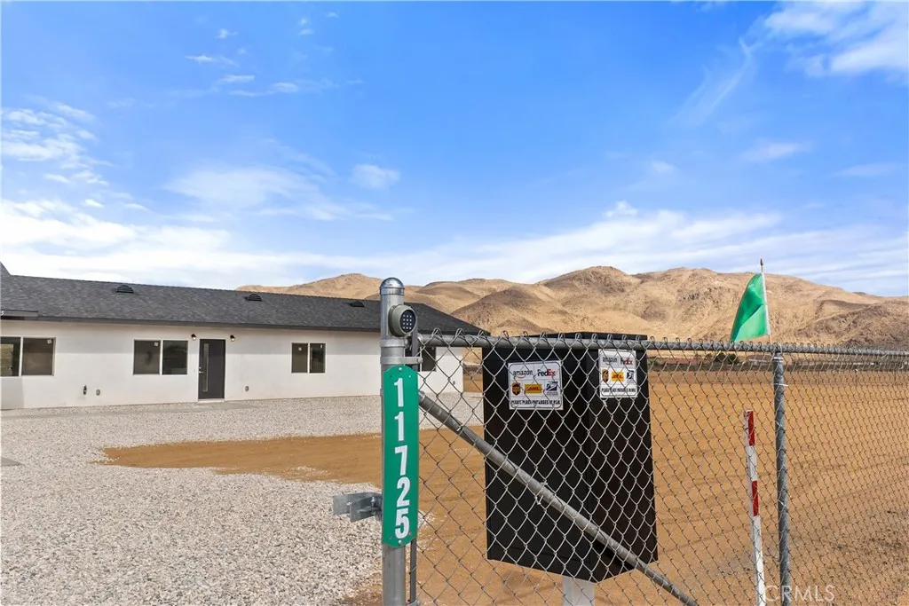 Additional image 6 of 11725 Lagartijo Drive, Apple Valley, CA 92308