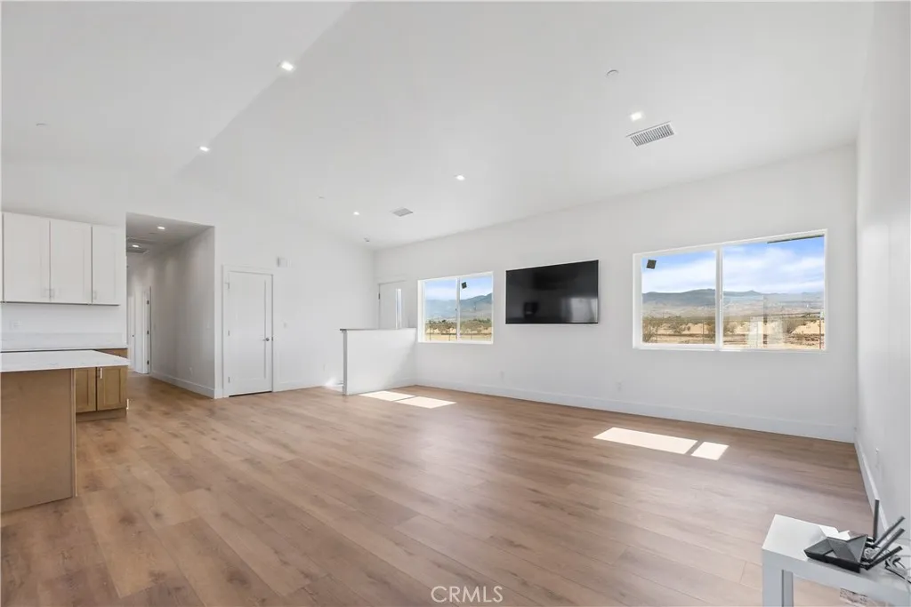 Additional image 81 of 11725 Lagartijo Drive, Apple Valley, CA 92308