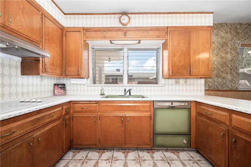 Additional image 102 of 3533 Gundry Ave., Long Beach, CA 90807