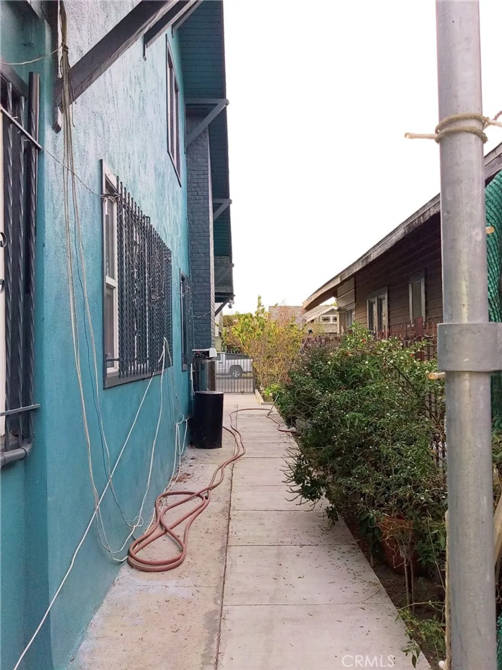 Additional image 17 of 1046 W 49th St, Los Angeles, CA 90037