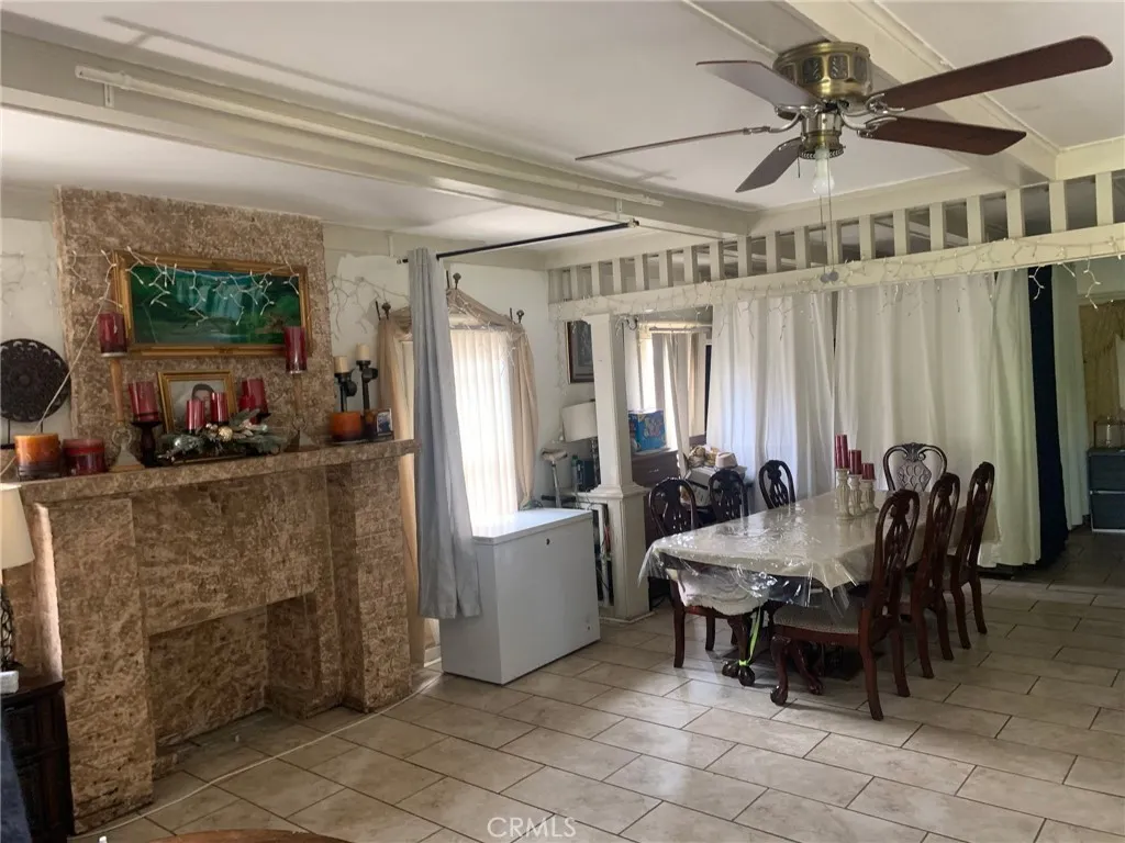 Additional image 9 of 1046 W 49th St, Los Angeles, CA 90037