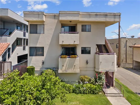 610 E Harvard #3 Rd, Burbank, CA MLS: ND25057068