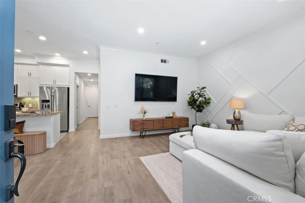 Additional image 7 of 102 Capricorn, Irvine, CA 92618