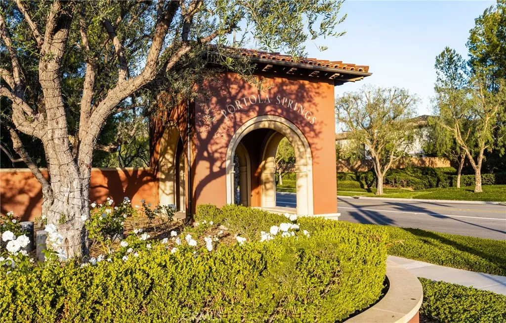 Additional image 81 of 102 Capricorn, Irvine, CA 92618