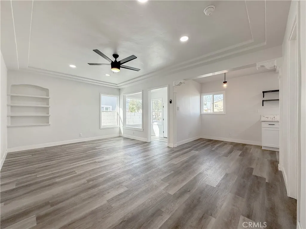 Additional image 28 of 220 W 98th Street, Los Angeles, CA 90003