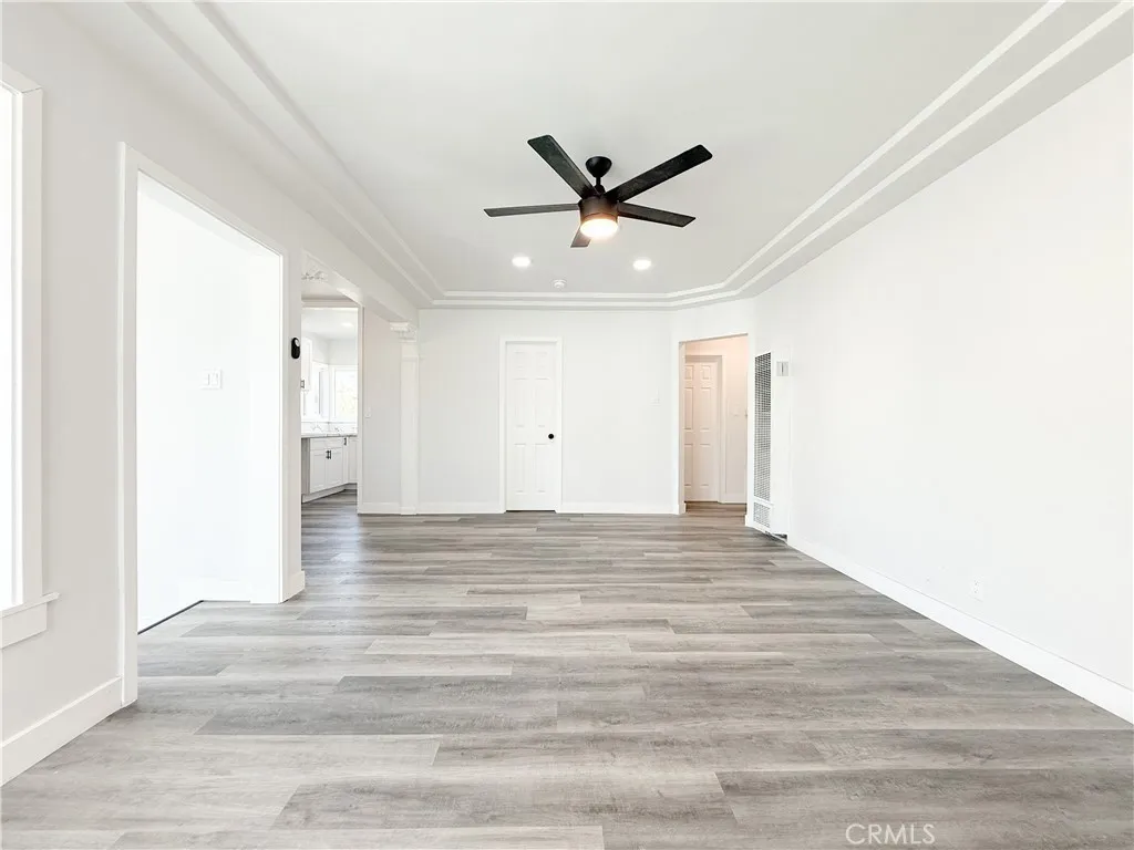 Additional image 12 of 220 W 98th Street, Los Angeles, CA 90003