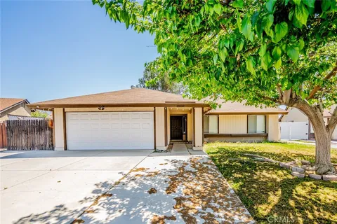 43639 Persimmons Lane, Hemet, CA MLS: OC25085401