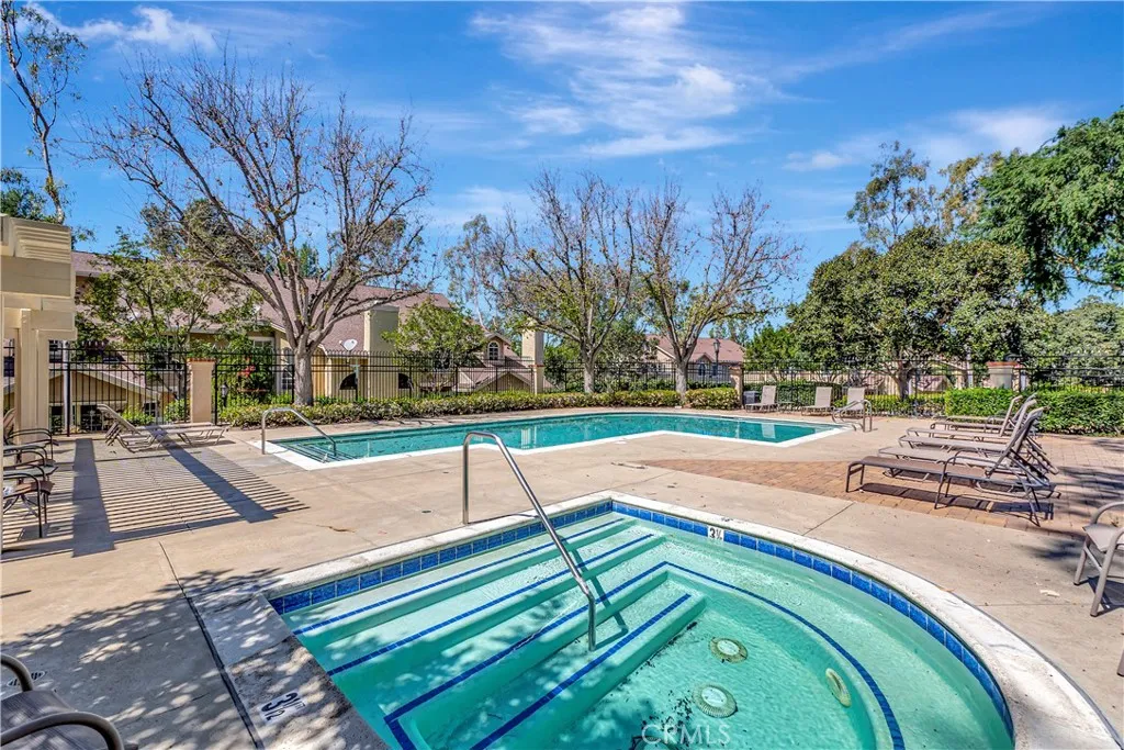21156 River Glen Unit 50, Lake Forest, CA 92630