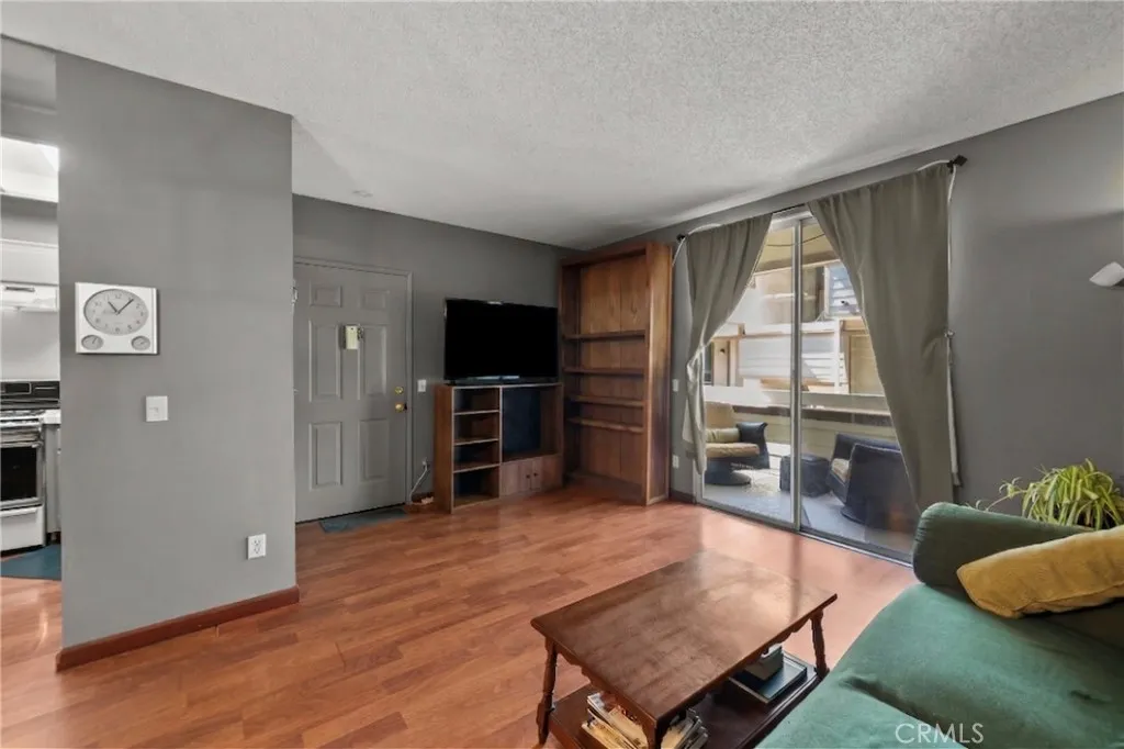 Additional image 3 of 11150 Glenoaks Boulevard Unit 74, Pacoima, CA 91331